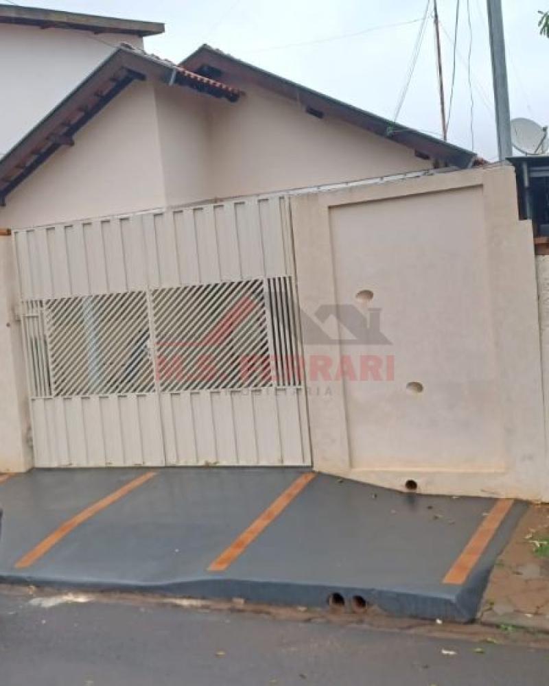 CASA NA Vila Santa Cecília em Assis