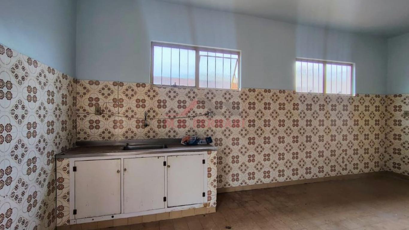 CASA NA Vila Central em Assis