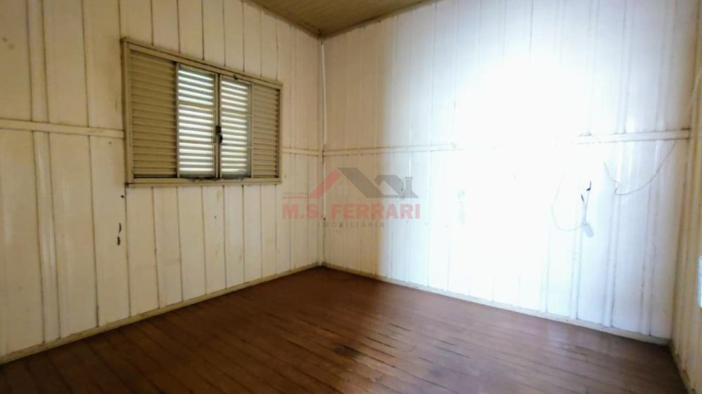 CASA NA Vila Central em Assis