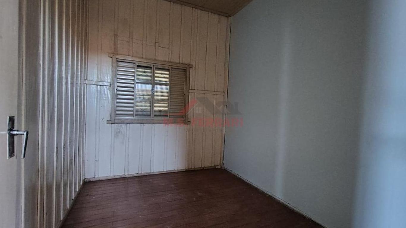 CASA NA Vila Central em Assis