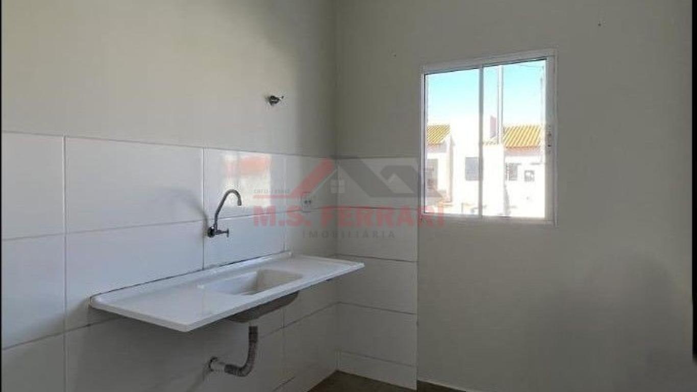 CASA NA Vila Tênis Clube em Assis