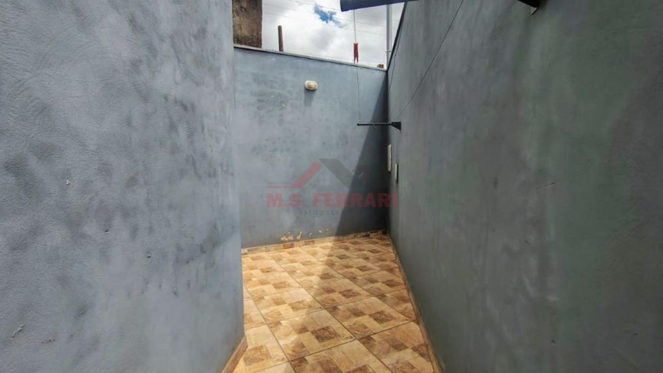 CASA NA Vila São Benedito em Assis