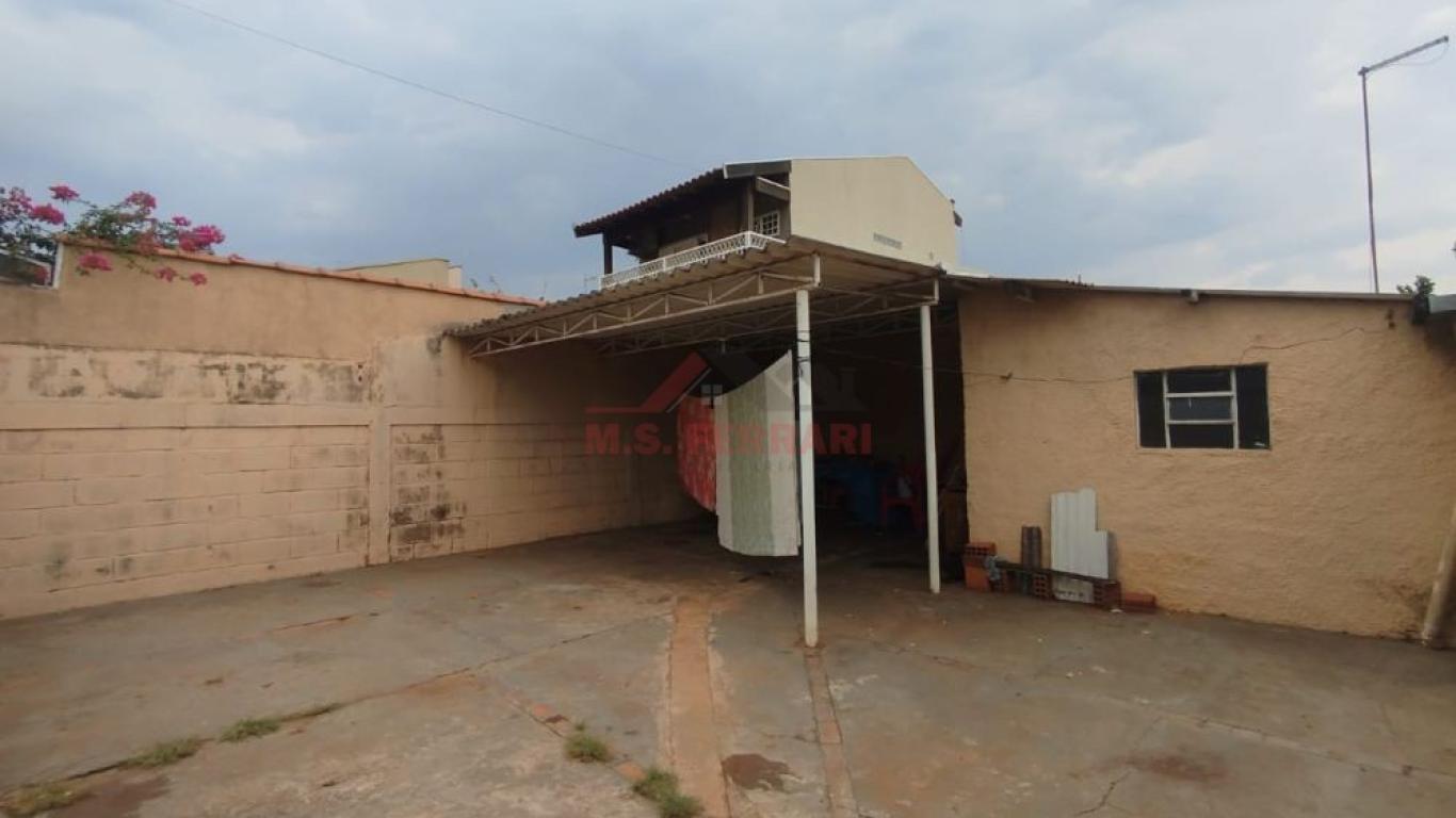 CASA NA Vila Central em Assis