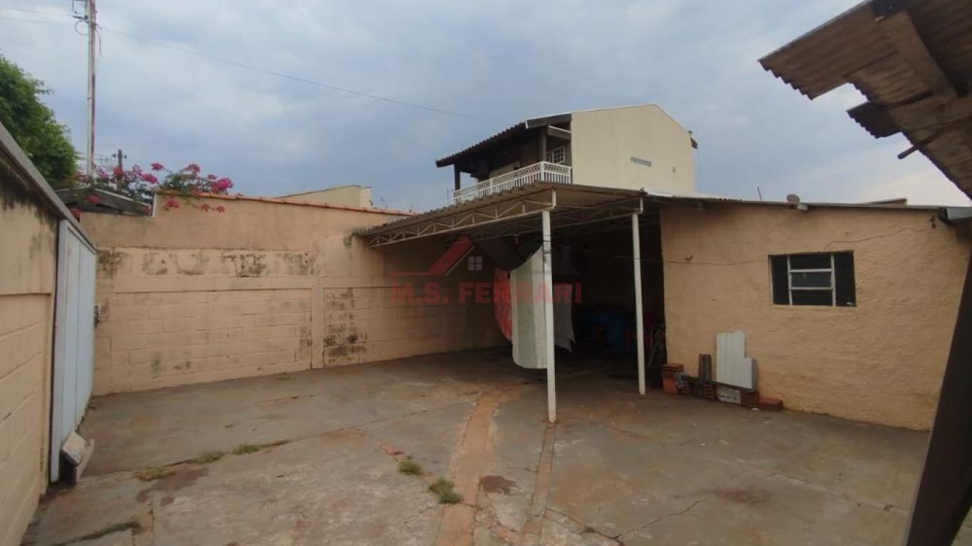 CASA NA Vila Central em Assis