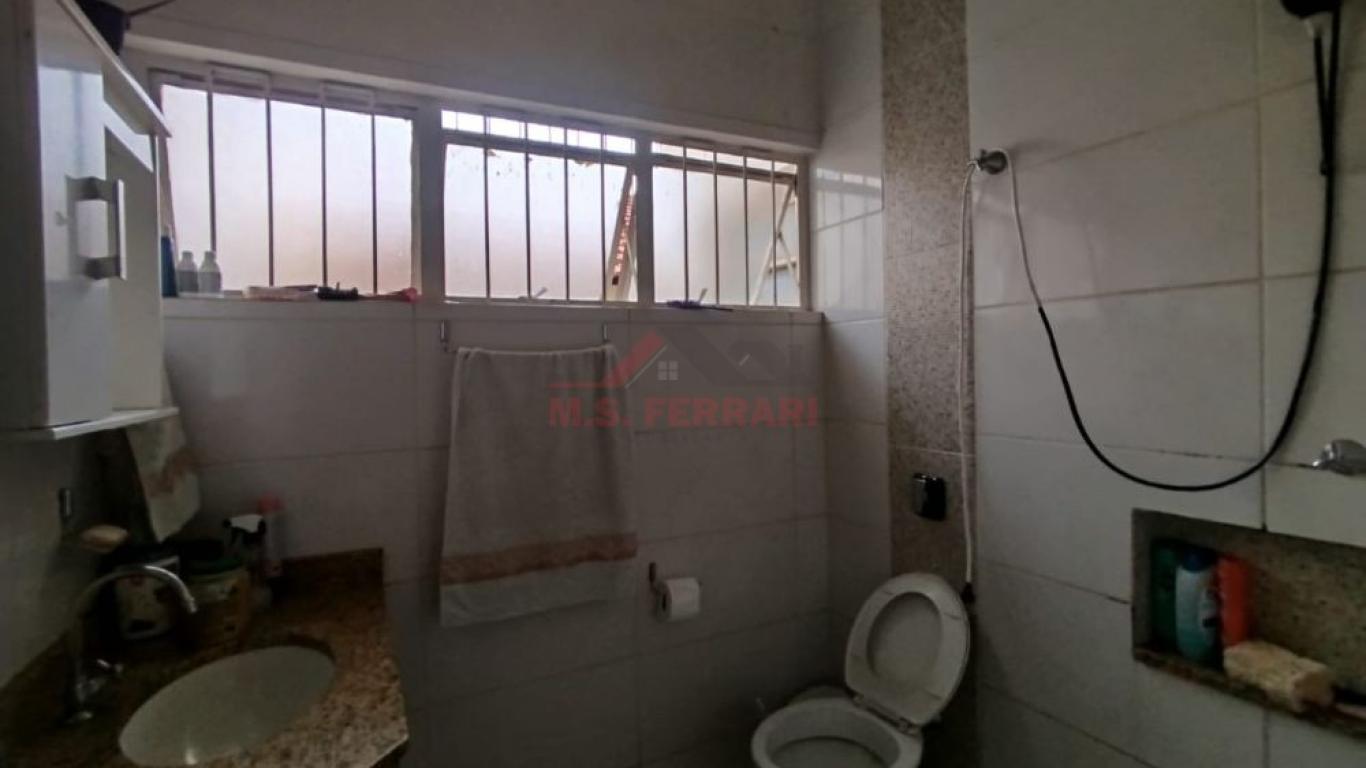 CASA NA Vila Central em Assis