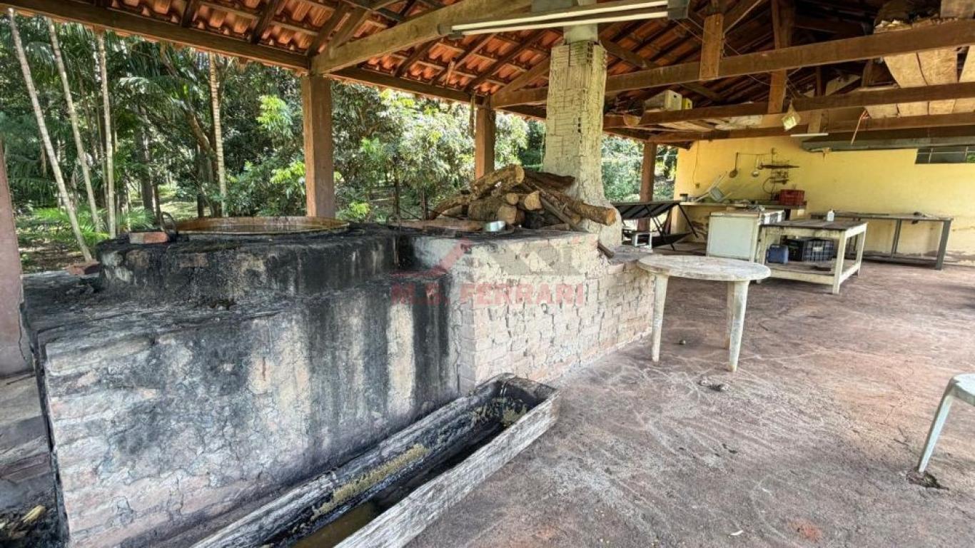 SÍTIO NA ÁGUA DA FILGUEIRA em Florínea