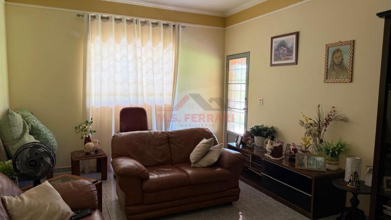 SÍTIO NA ÁGUA DA FILGUEIRA em Florínea