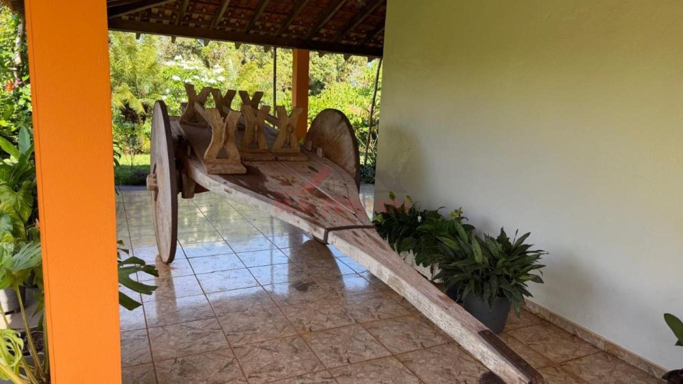 SÍTIO NA ÁGUA DA FILGUEIRA em Florínea