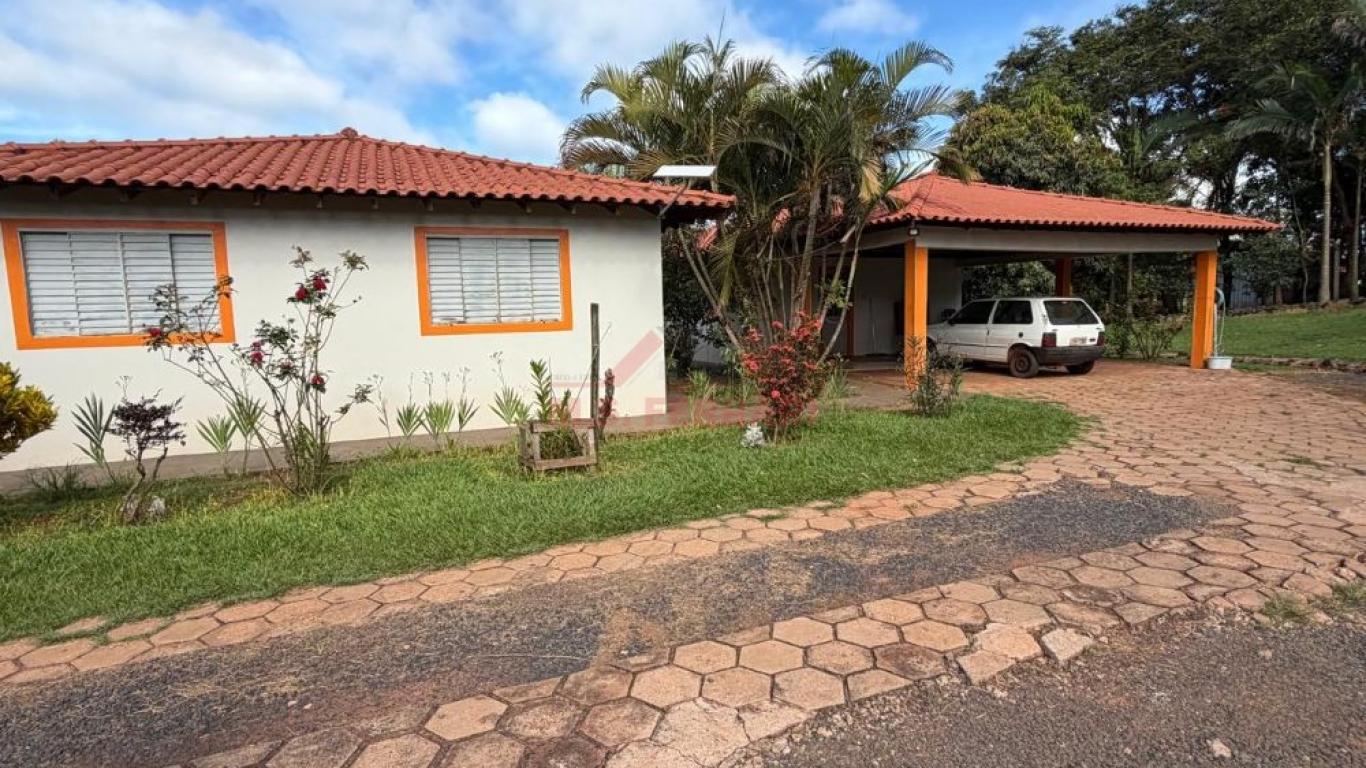 SÍTIO NA ÁGUA DA FILGUEIRA em Florínea