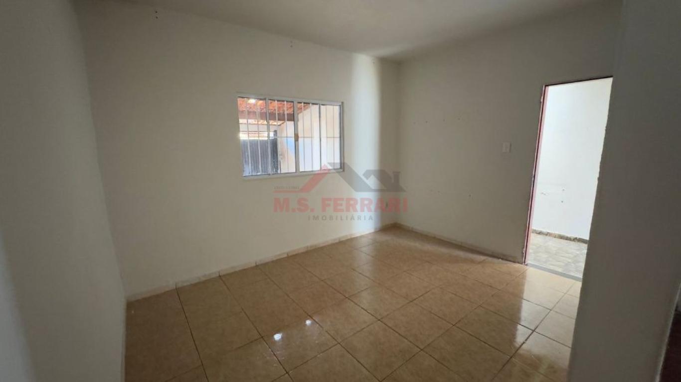 CASA NO Parque Universitário em Assis