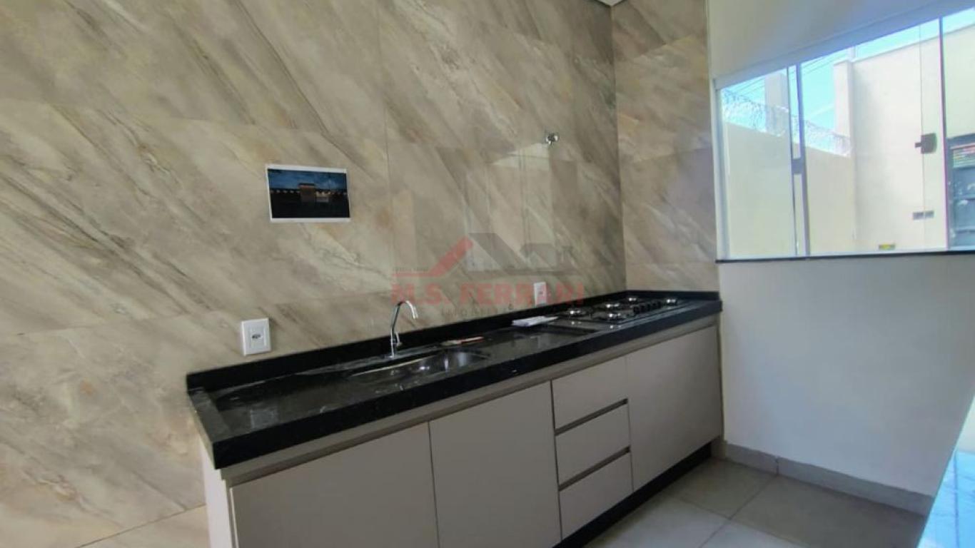 CASA NA Vila Central em Assis