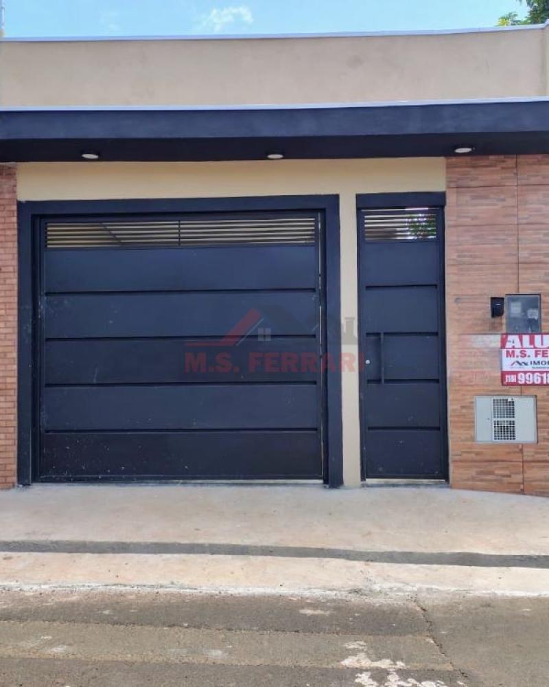 CASA NA Vila Central em Assis