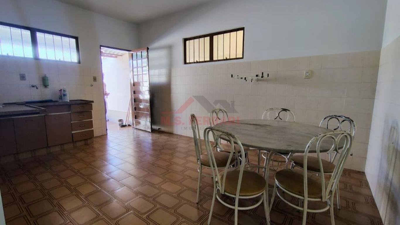 CASA NA Vila Xavier em Assis