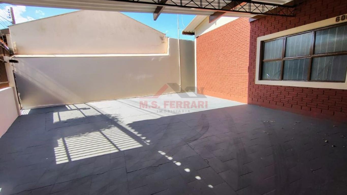 CASA NA Vila Xavier em Assis