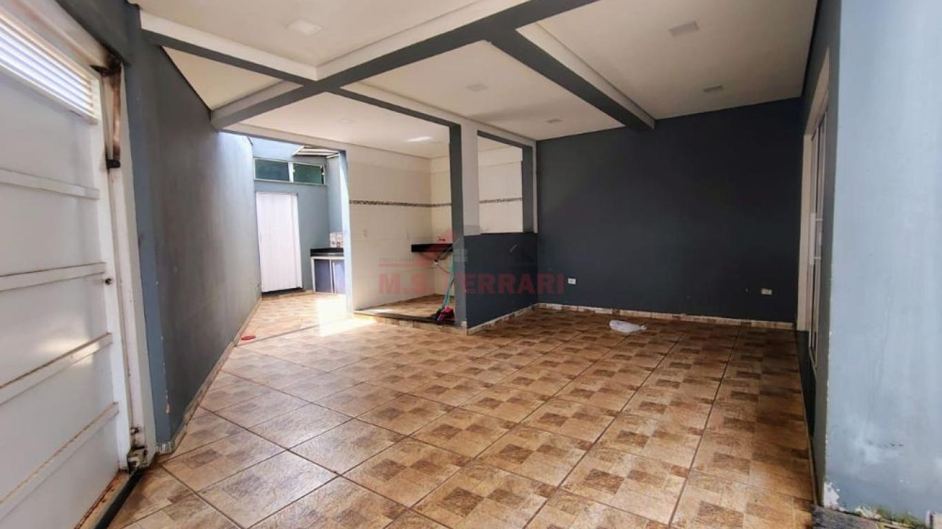 CASA NA Vila São Benedito em Assis