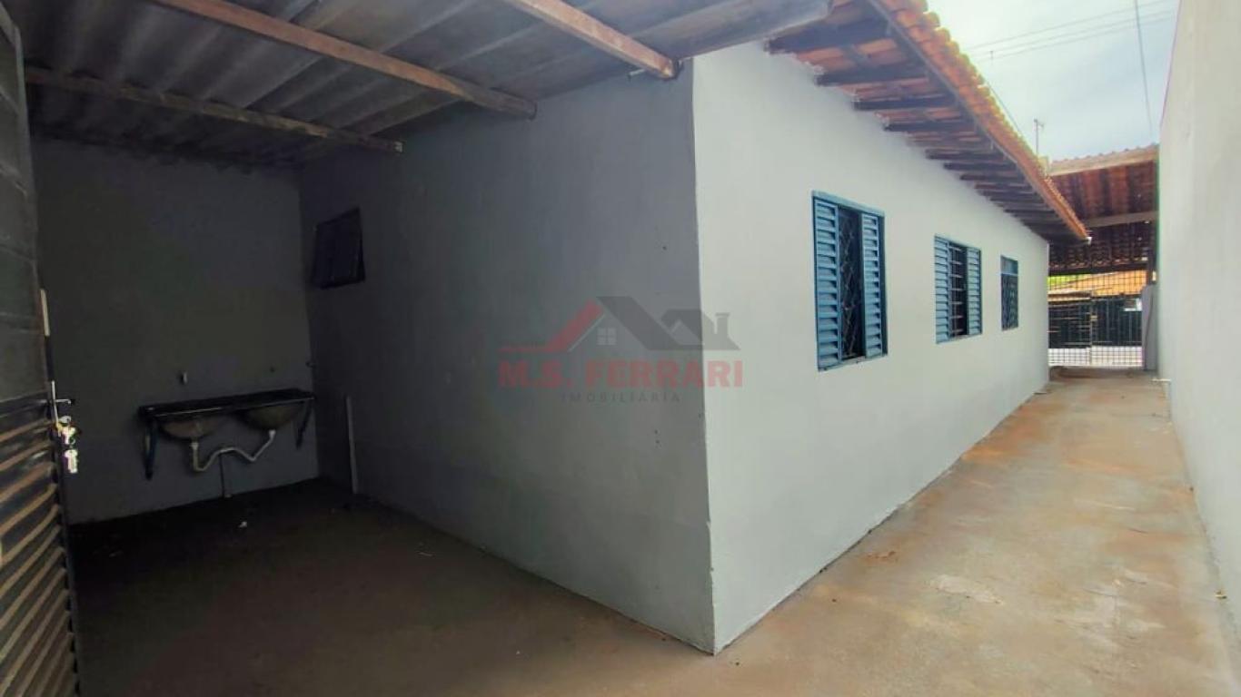 CASA NA Vila Nova Florínea em Assis