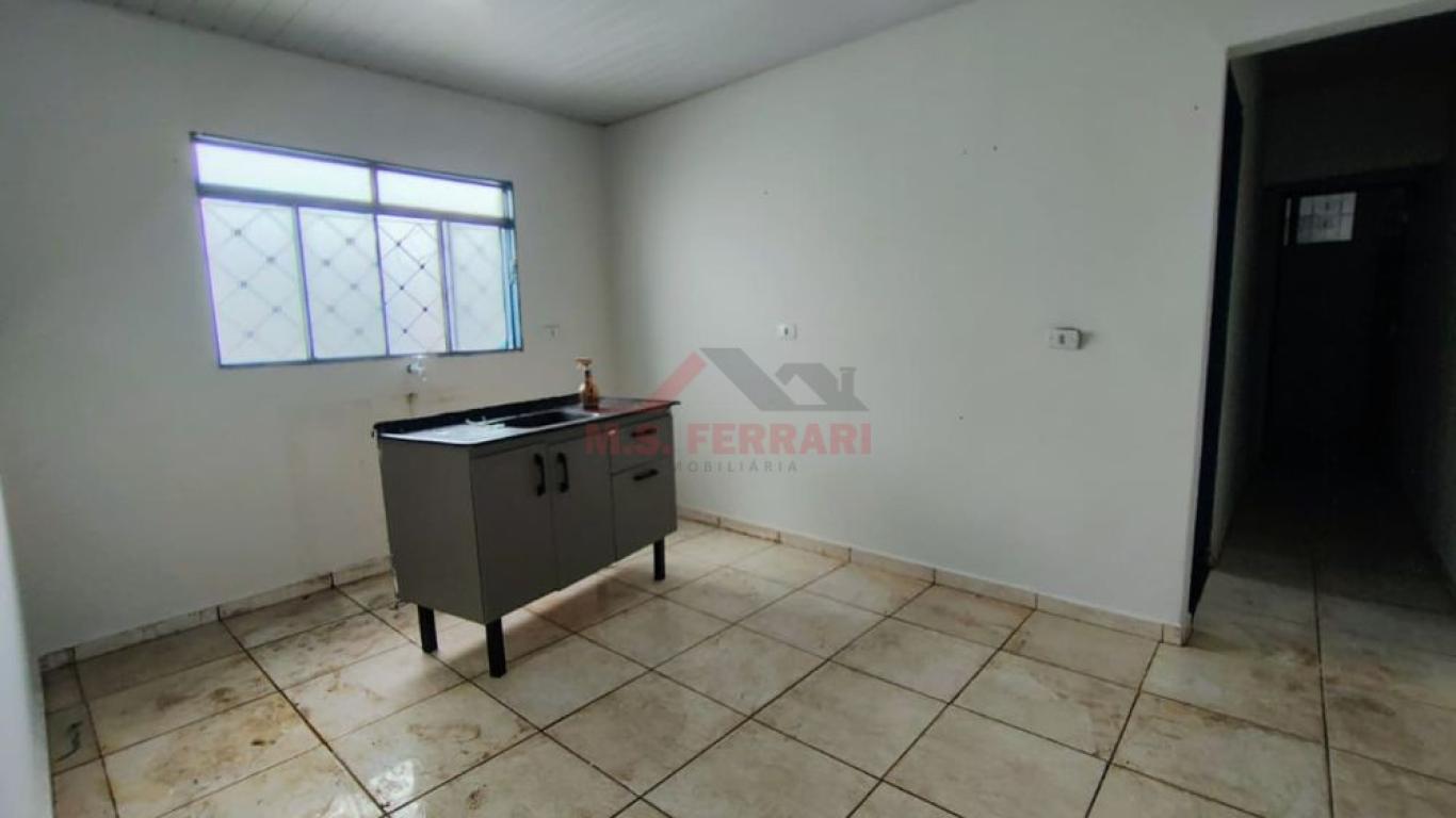 CASA NA Vila Nova Florínea em Assis