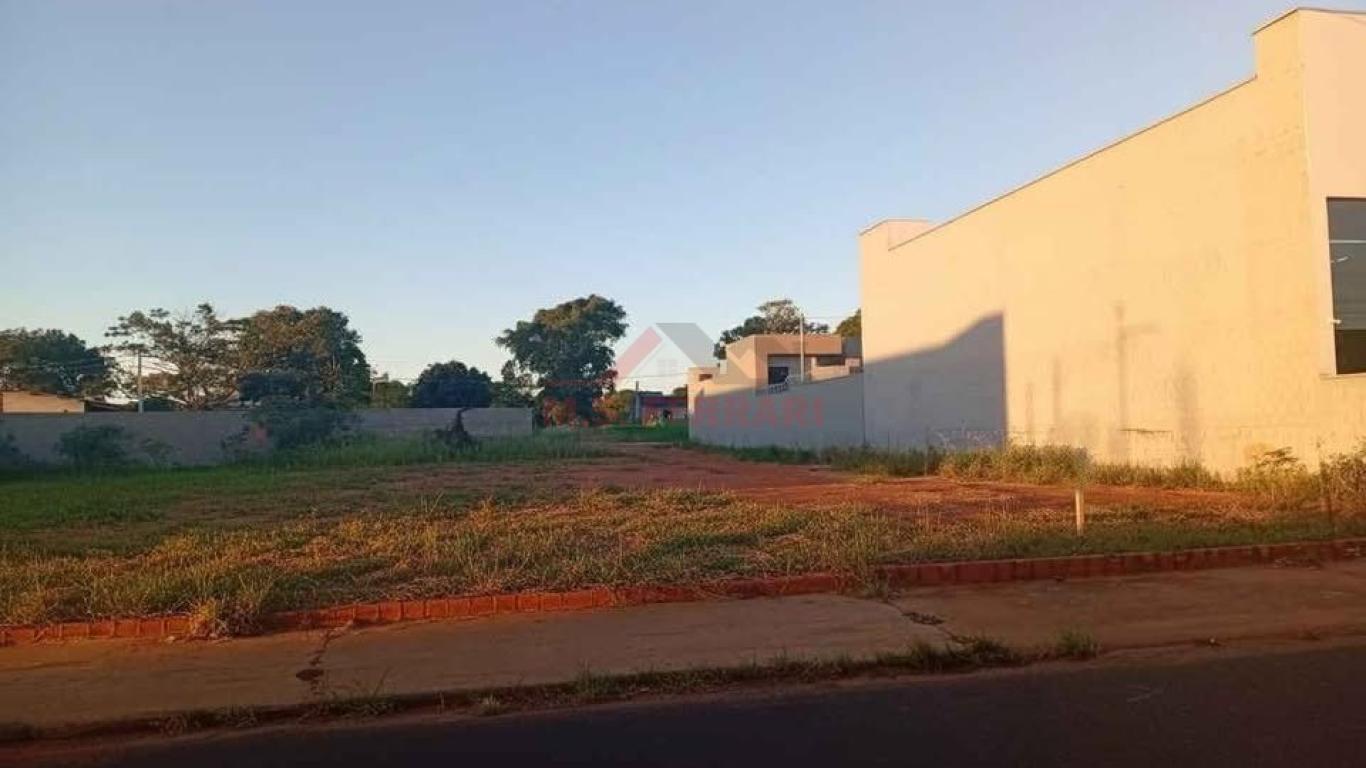 TERRENO NA Vila Tênis Clube em Assis