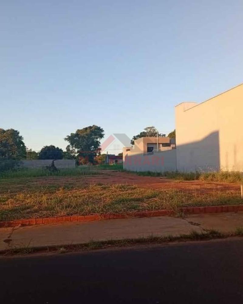 TERRENO NA Vila Tênis Clube em Assis