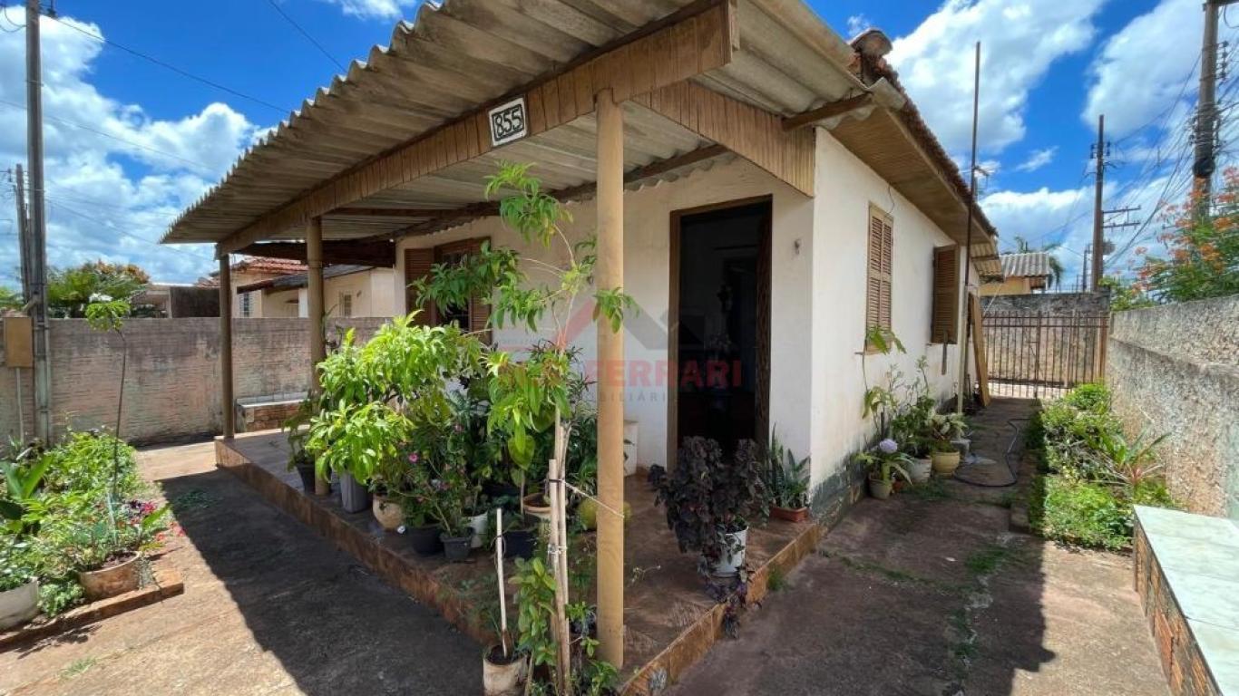 CASA NA Vila Ribeiro em Assis
