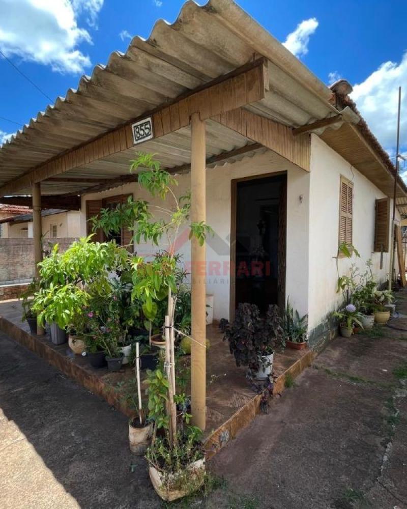 CASA NA Vila Ribeiro em Assis