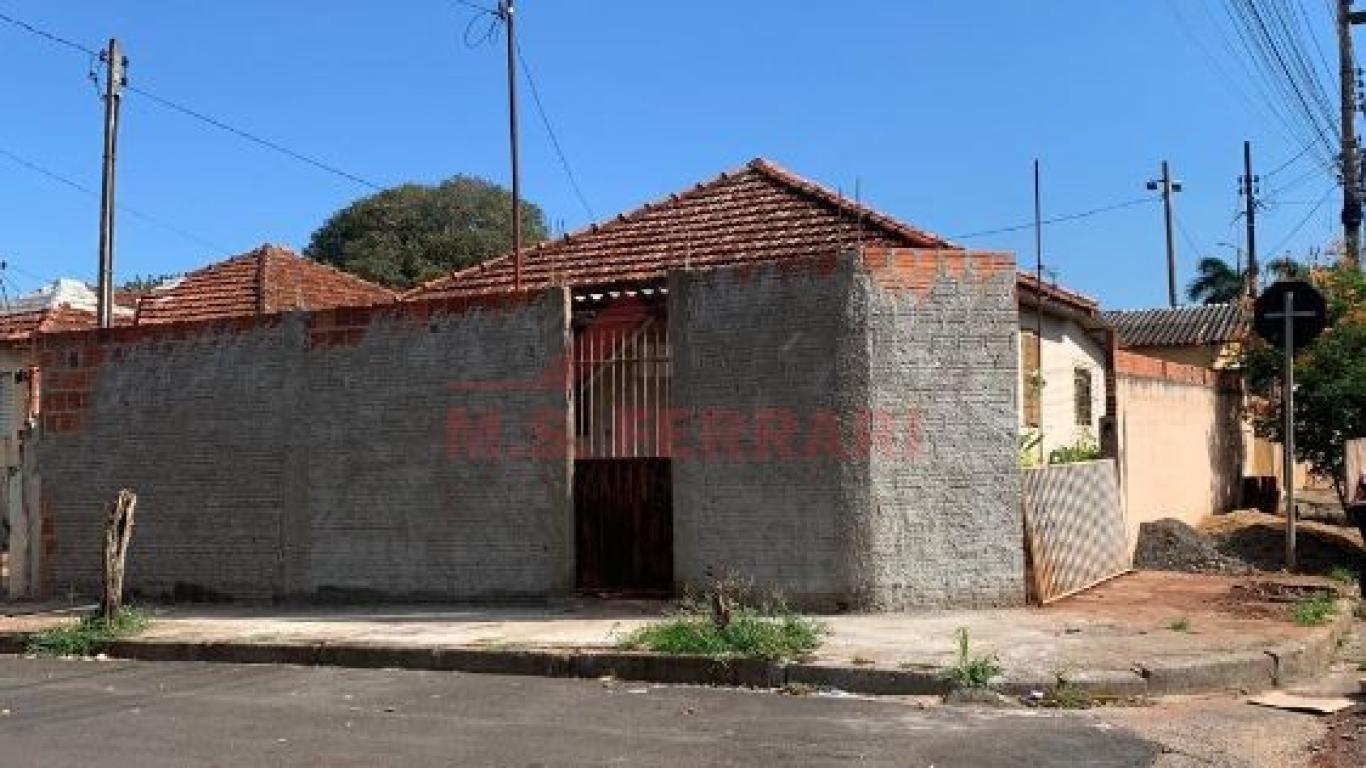 CASA NA Vila Ribeiro em Assis