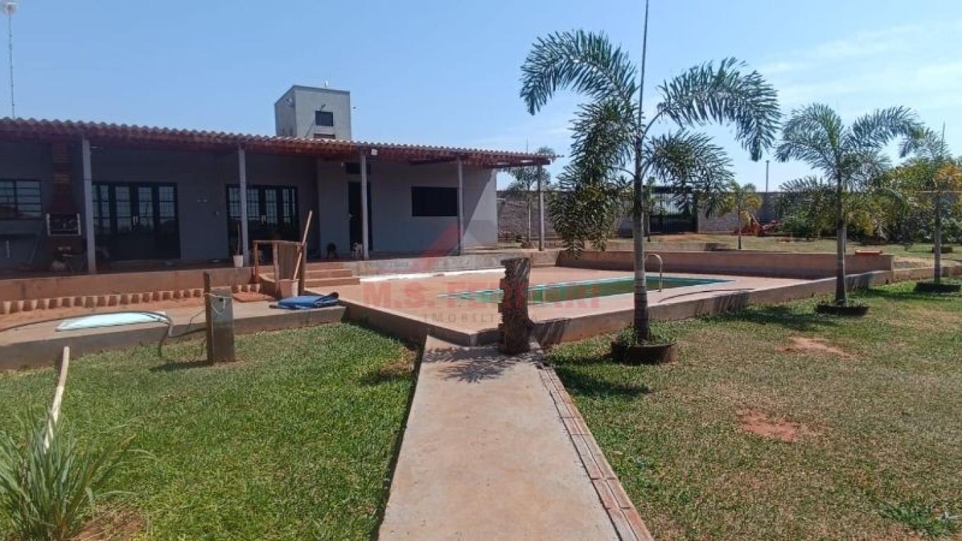 CASA NA SITIO SANTO AMARO em PARAGUAÇU