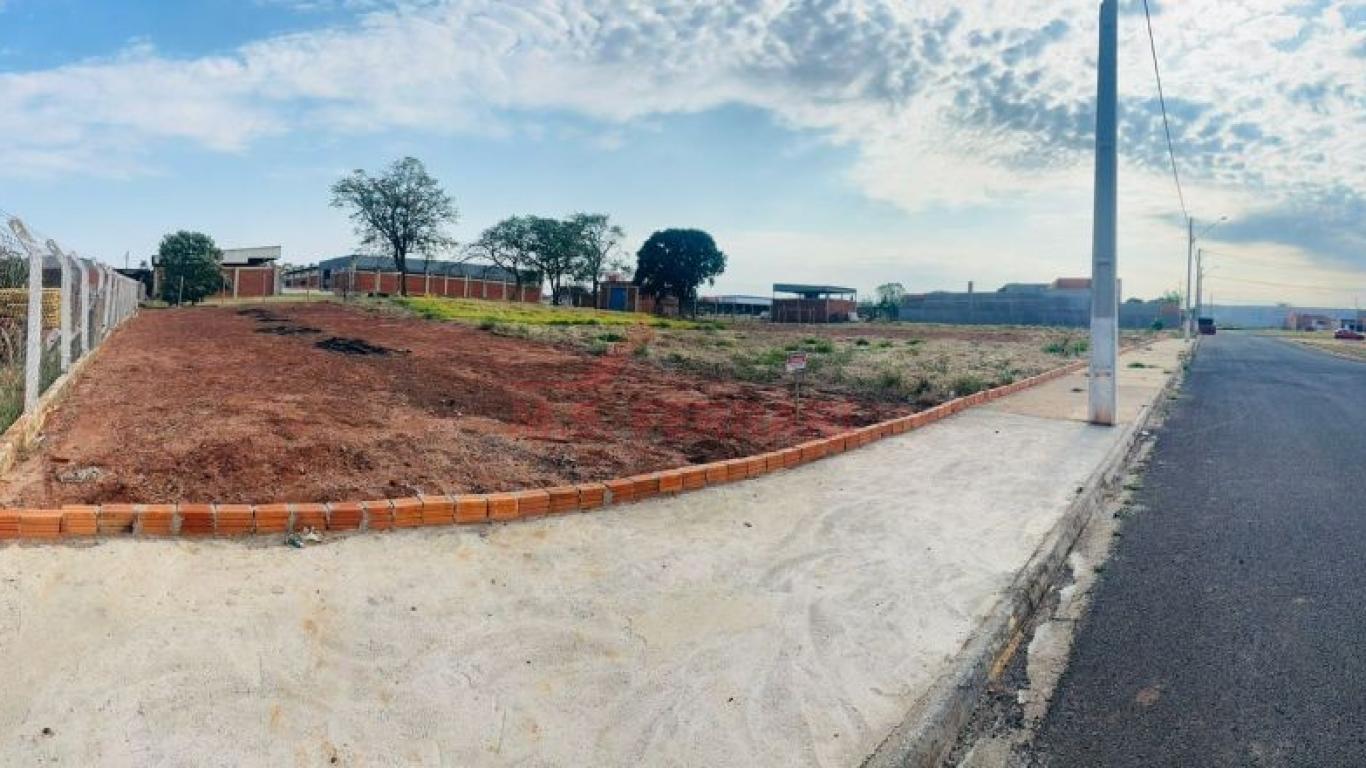 TERRENO NO Jardim Valência em Assis