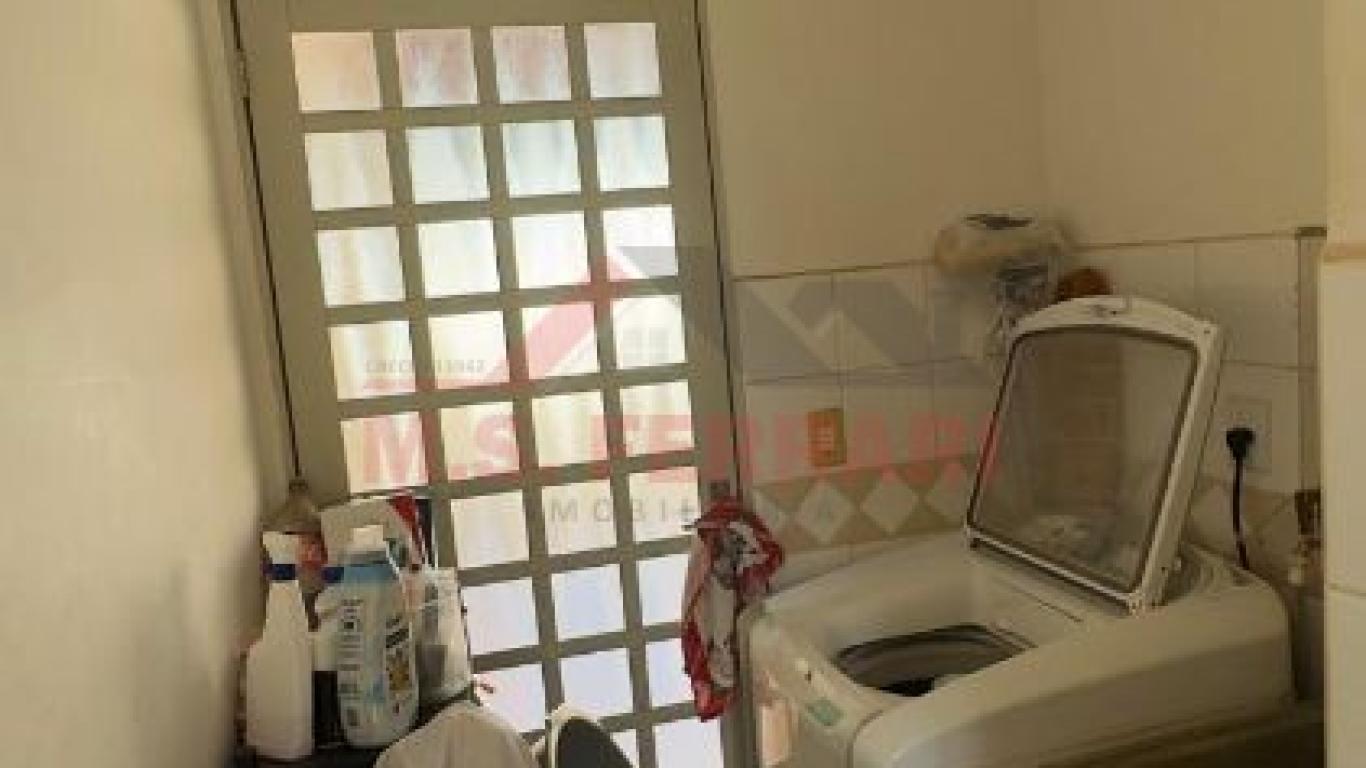 CASA NO Jardim Canadá em Assis