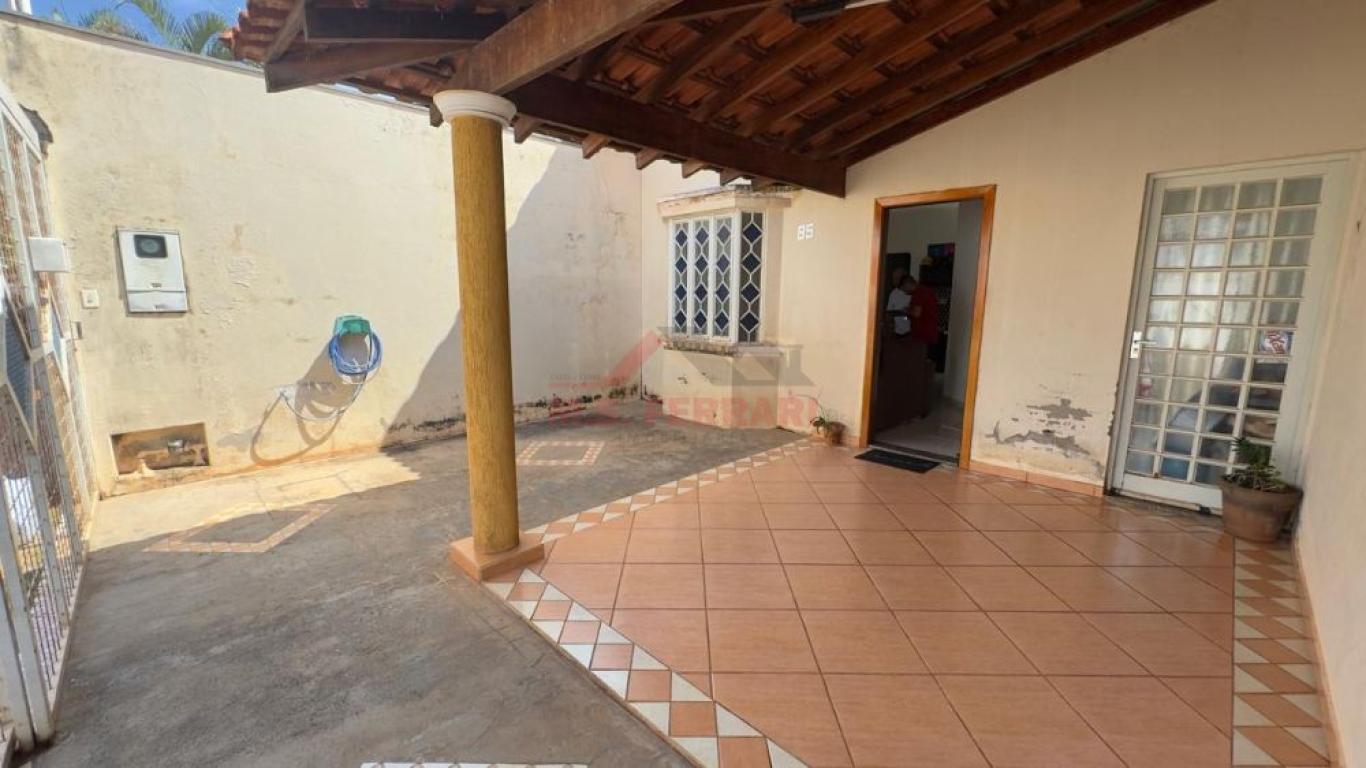 CASA NO Jardim Canadá em Assis