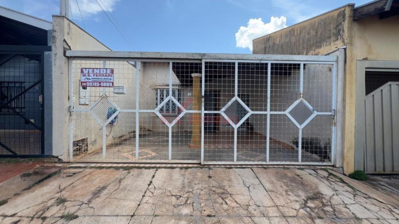 CASA NO Jardim Canadá em Assis