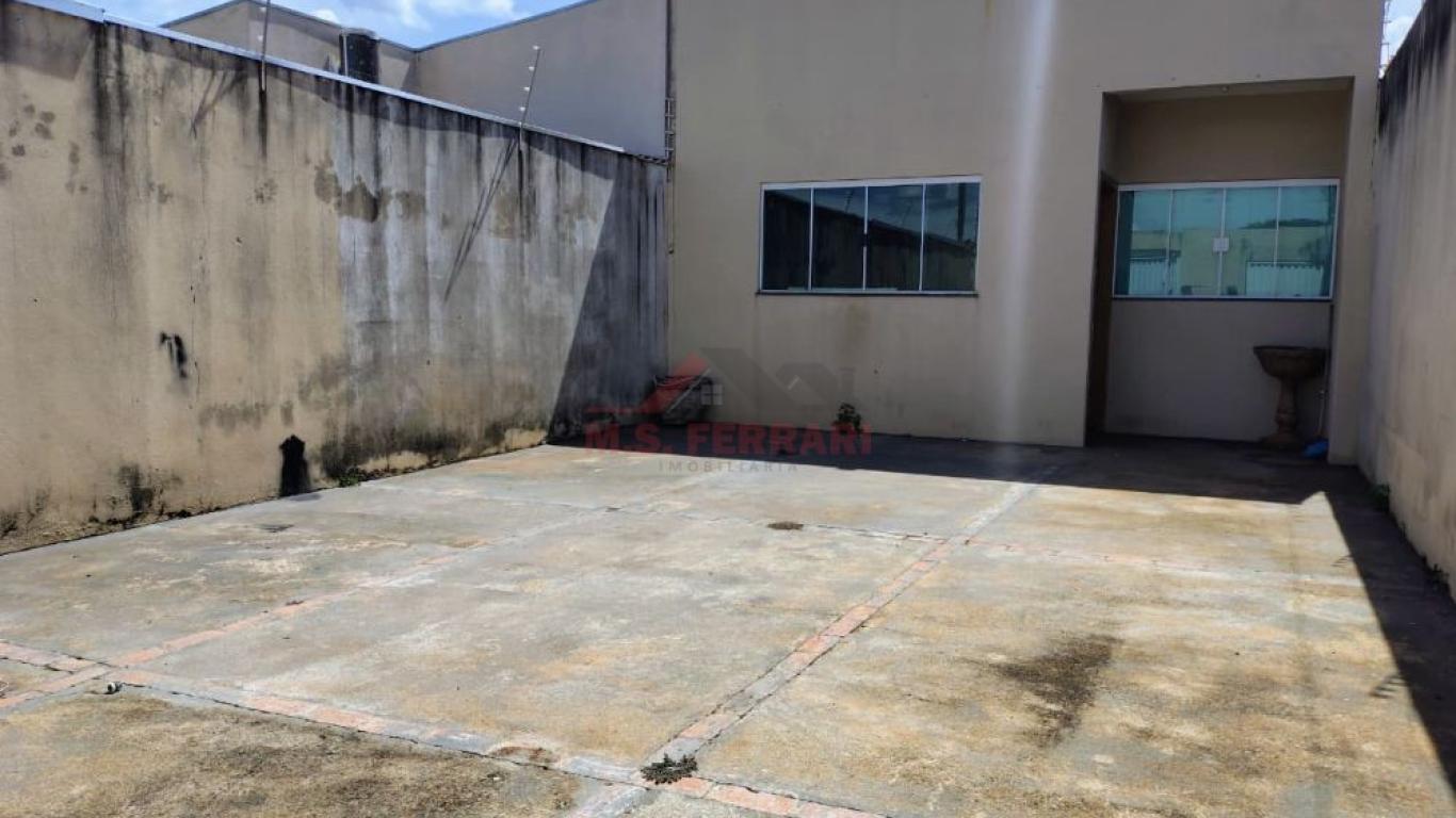 CASA NO Parque Universitário em Assis