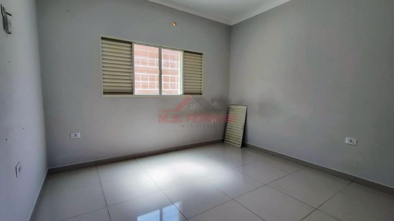 CASA NO Parque Universitário em Assis