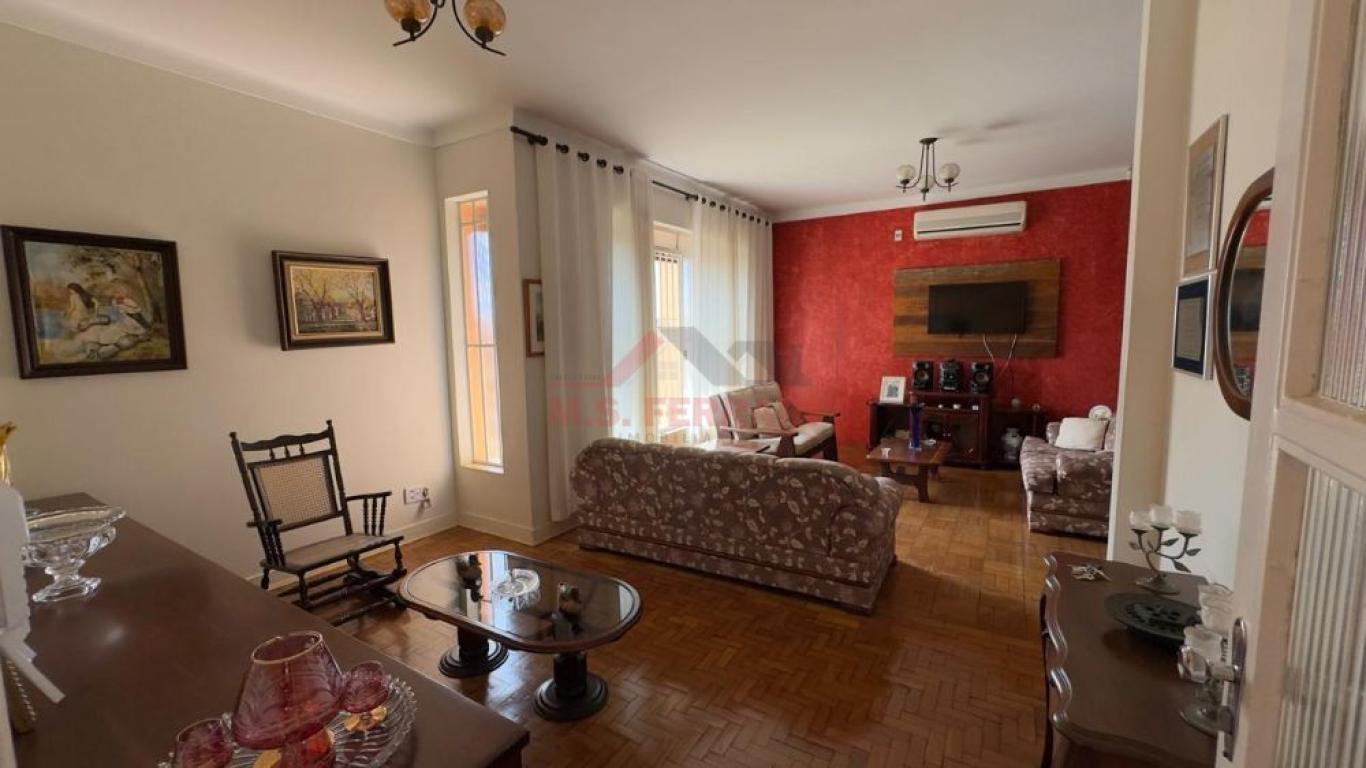 CASA NA Centro em Assis