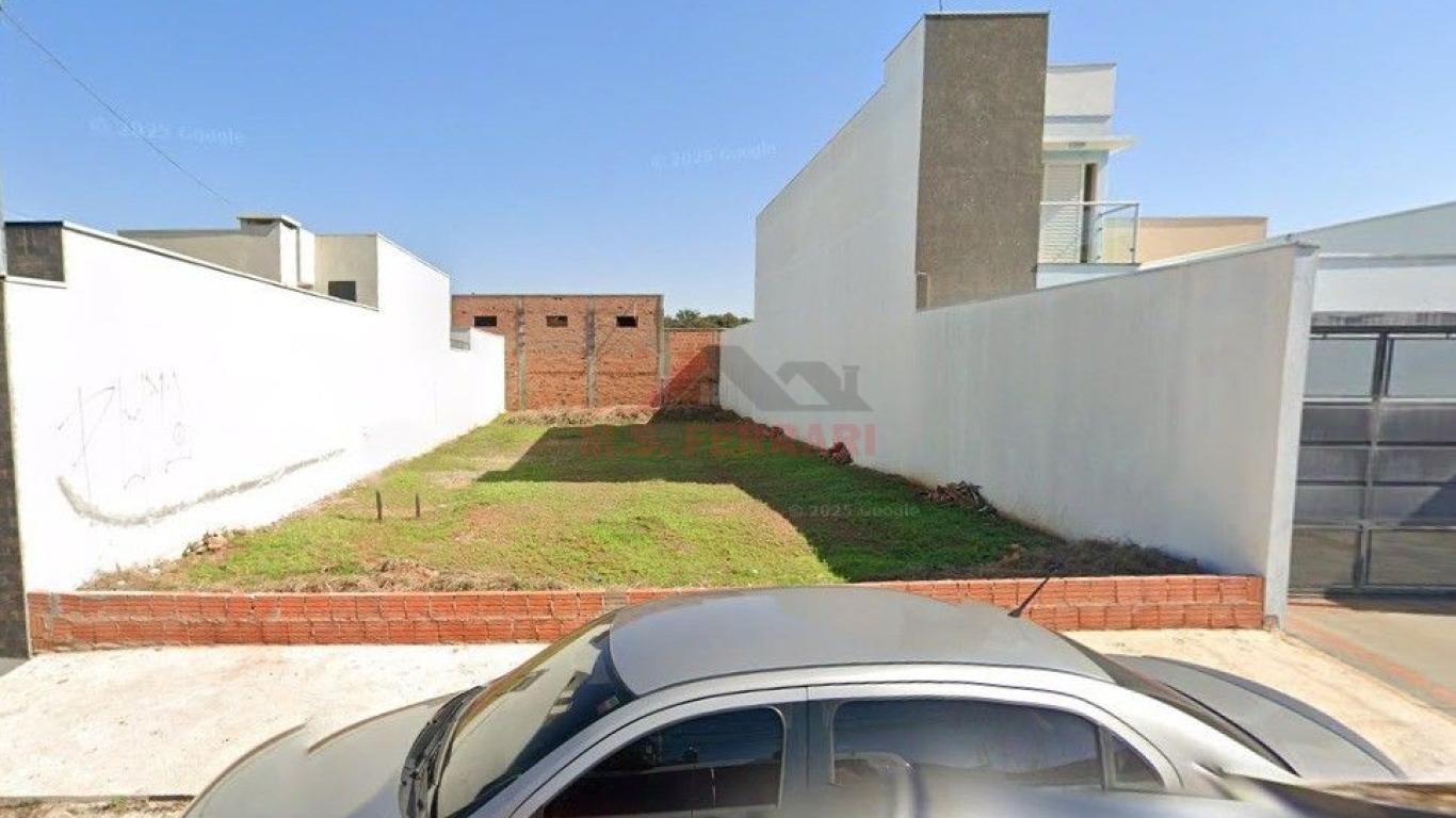 TERRENO NA Vila Tênis Clube em Assis