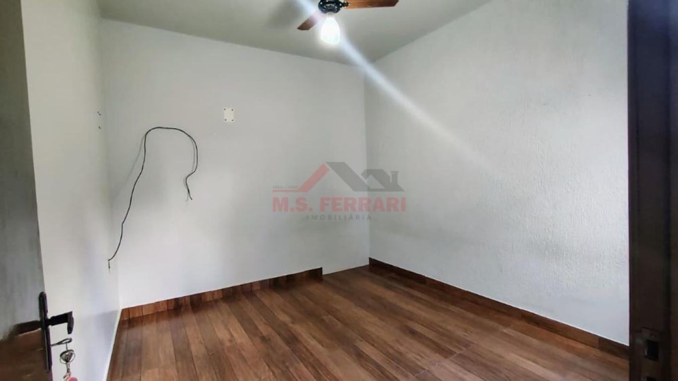 CASA NA Vila Cambuí em Assis