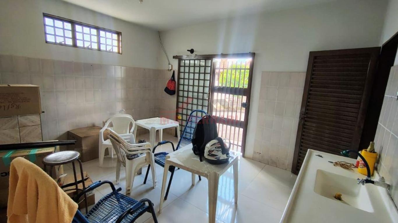 CASA NA Vila Cambuí em Assis