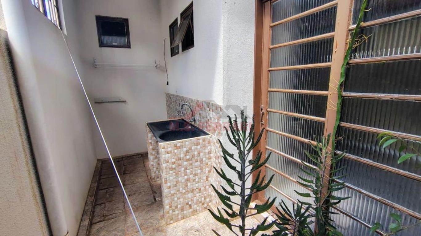 CASA NA Vila Cambuí em Assis