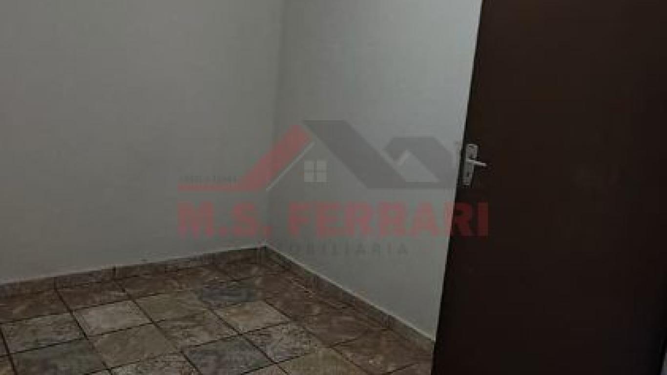 CASA NA Vila Cambuí em Assis