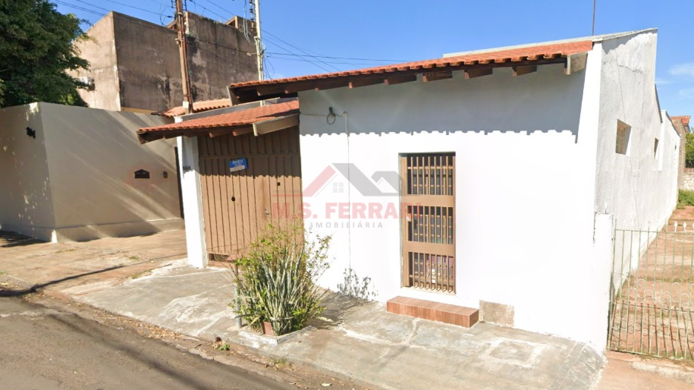 CASA NA Vila Cambuí em Assis