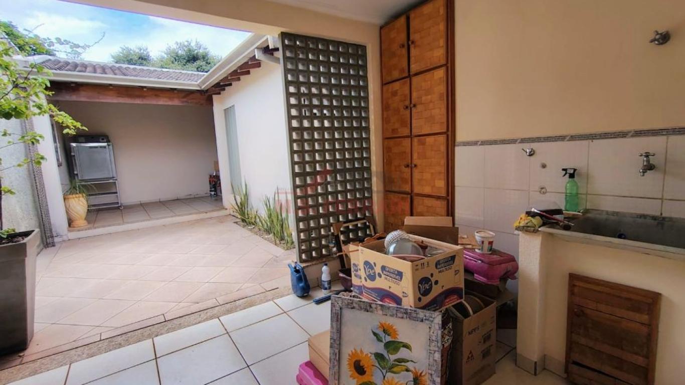 PONTO COMERCIAL NA Vila Rosangela em Assis