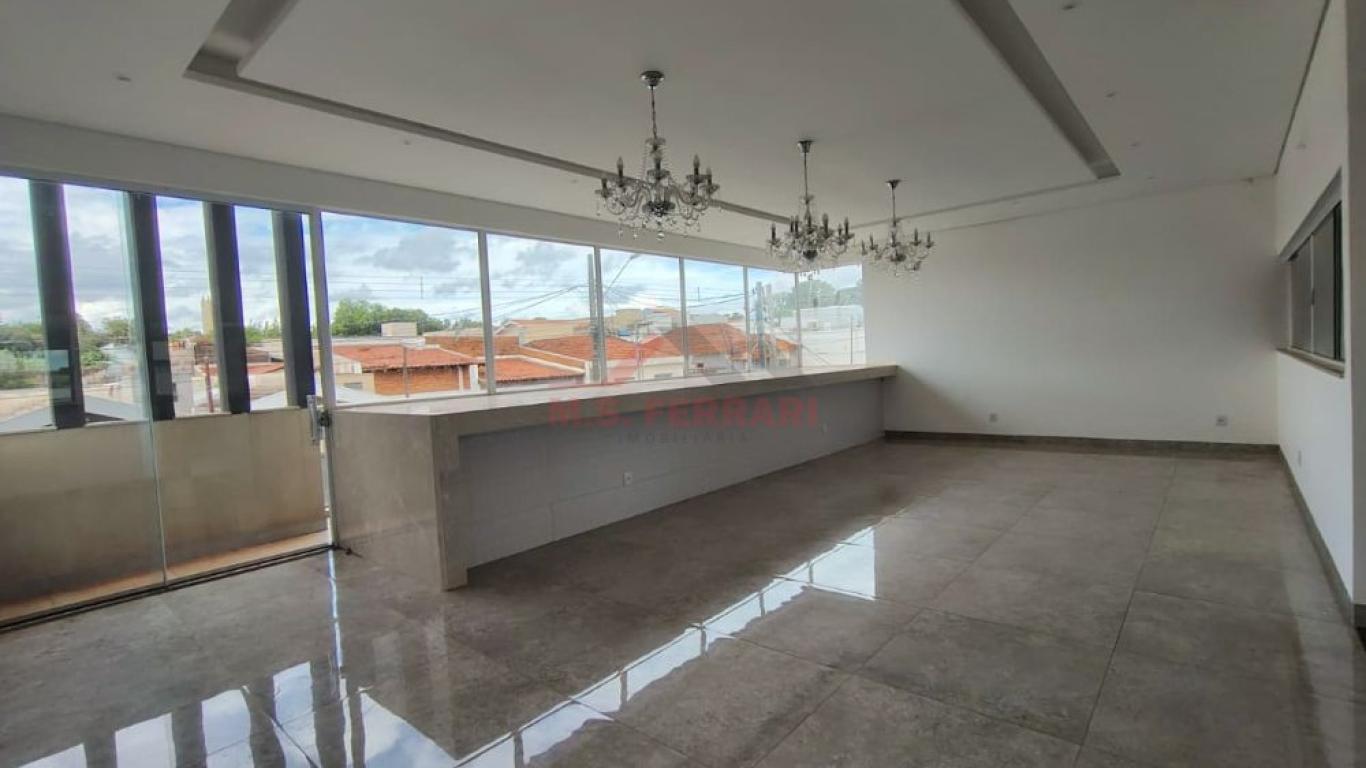 CASA NA Centro em Assis