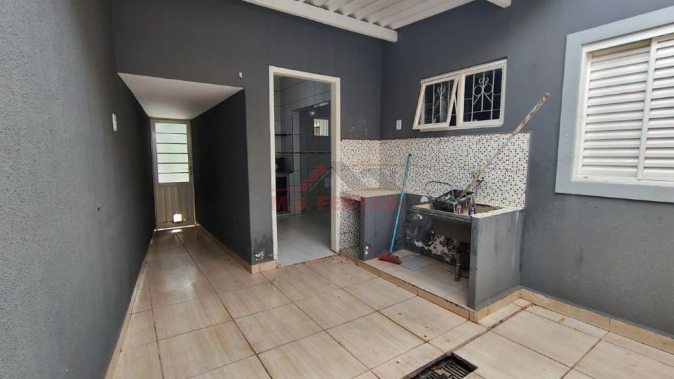 CASA NA Vila Brasileira em Assis