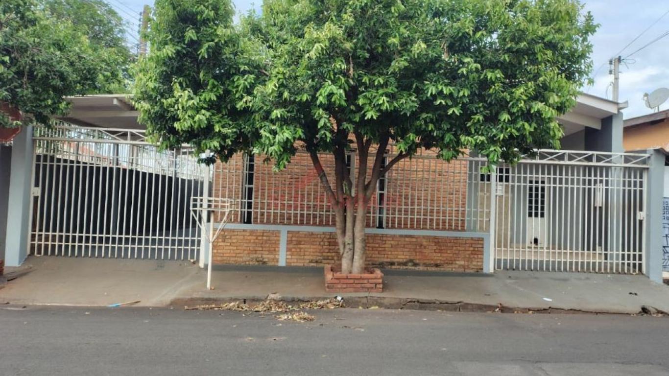 CASA NA Vila Brasileira em Assis