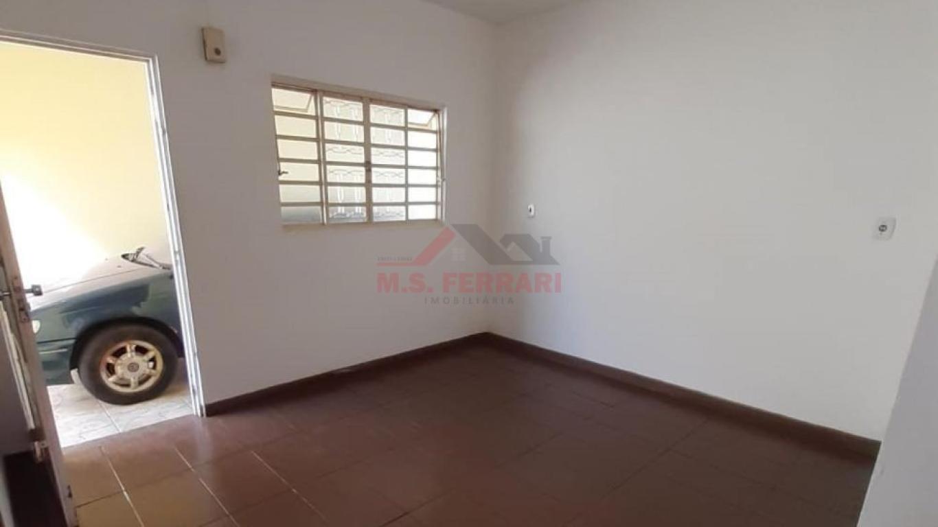 CASA NA Vila Rodrigues em Assis