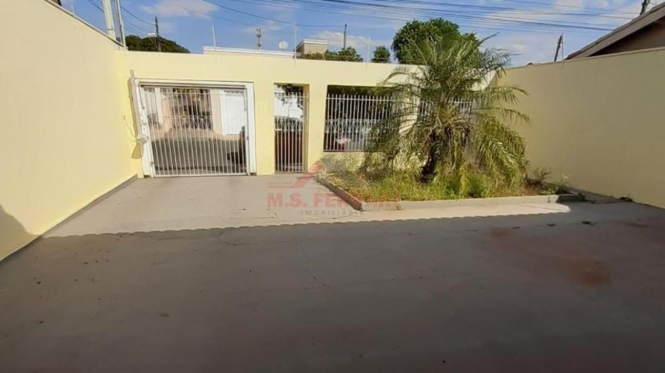 CASA NA Vila Rodrigues em Assis