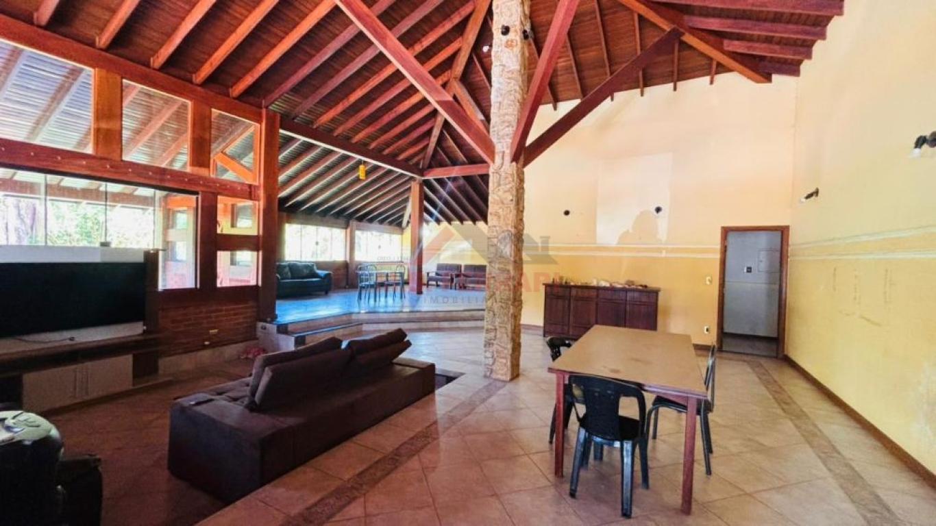 CASA NO San Fernando Valley em Assis