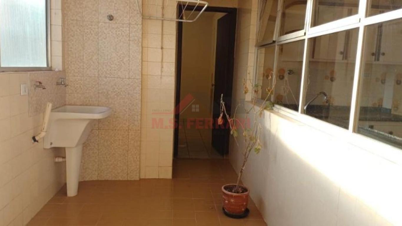 APARTAMENTO NA Centro em Assis