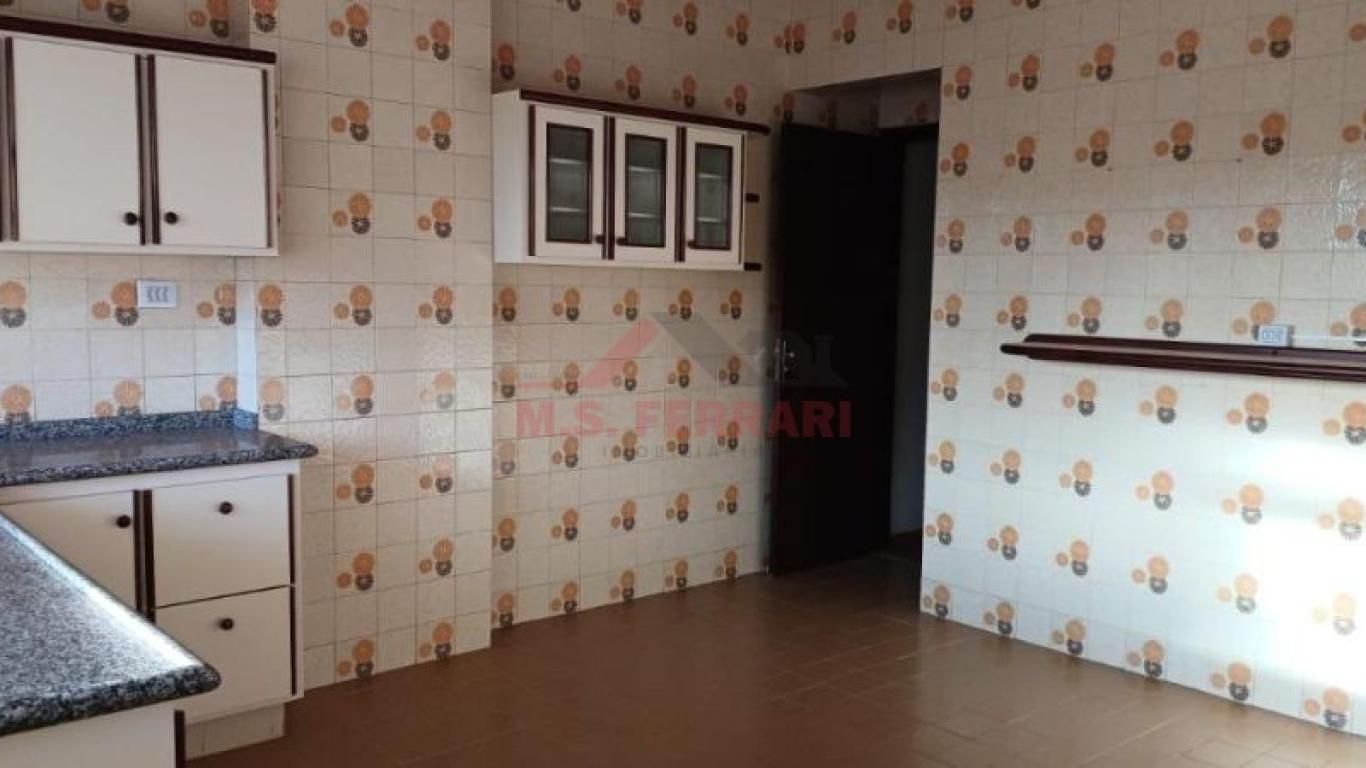 APARTAMENTO NA Centro em Assis