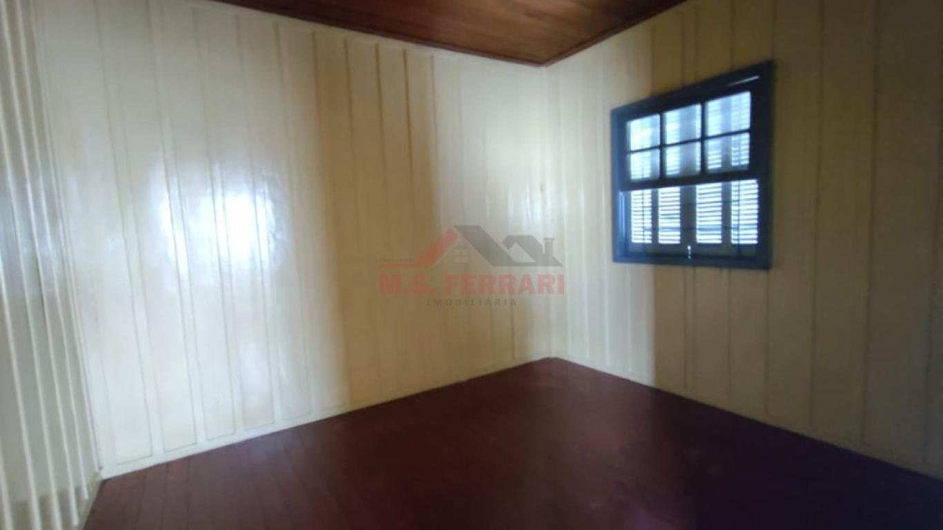 CASA NA Vila Central em Assis